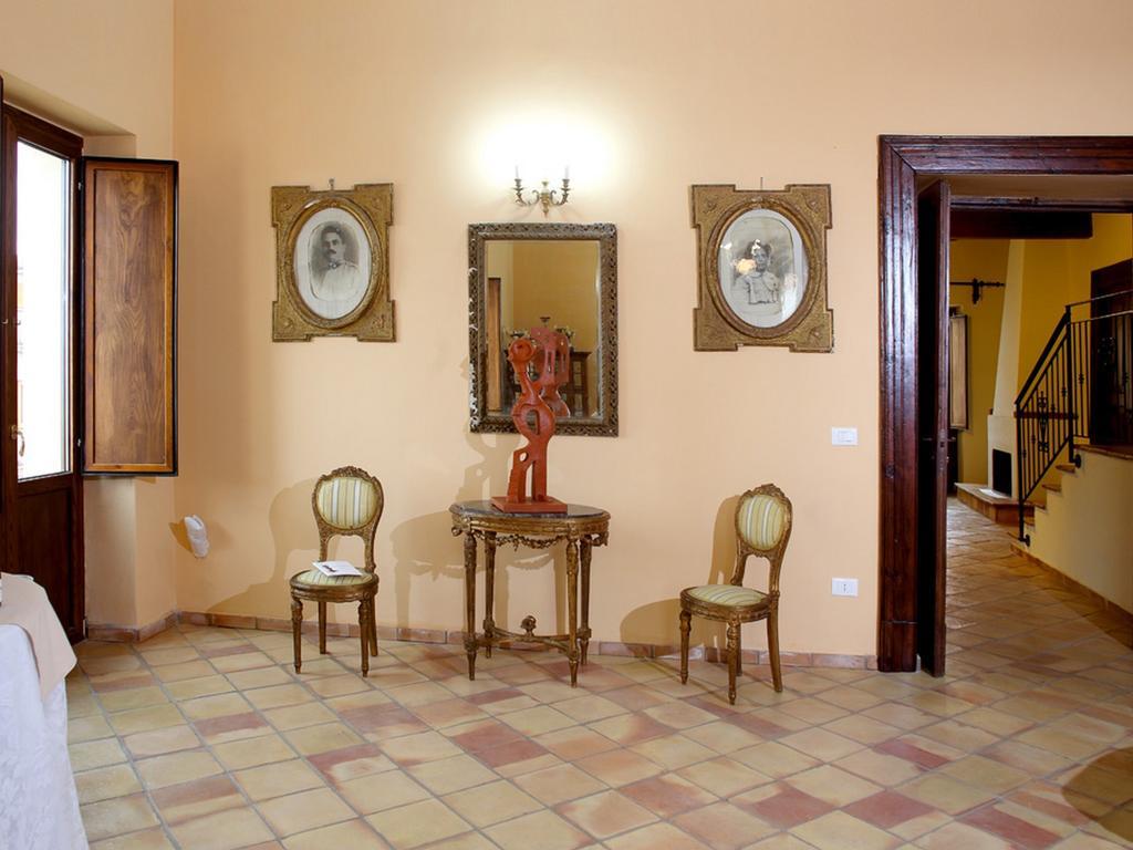 Palazzo Madeo - Residenza D'Epoca Bed & Breakfast Crosia Екстериор снимка