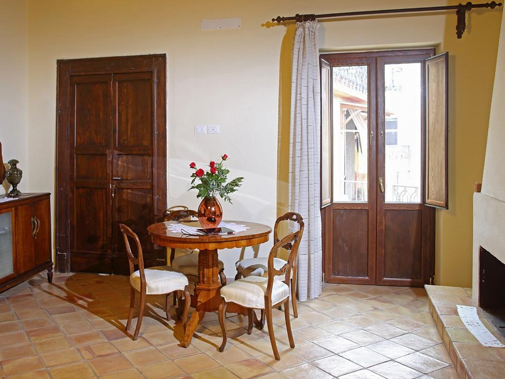 Palazzo Madeo - Residenza D'Epoca Bed & Breakfast Crosia Екстериор снимка
