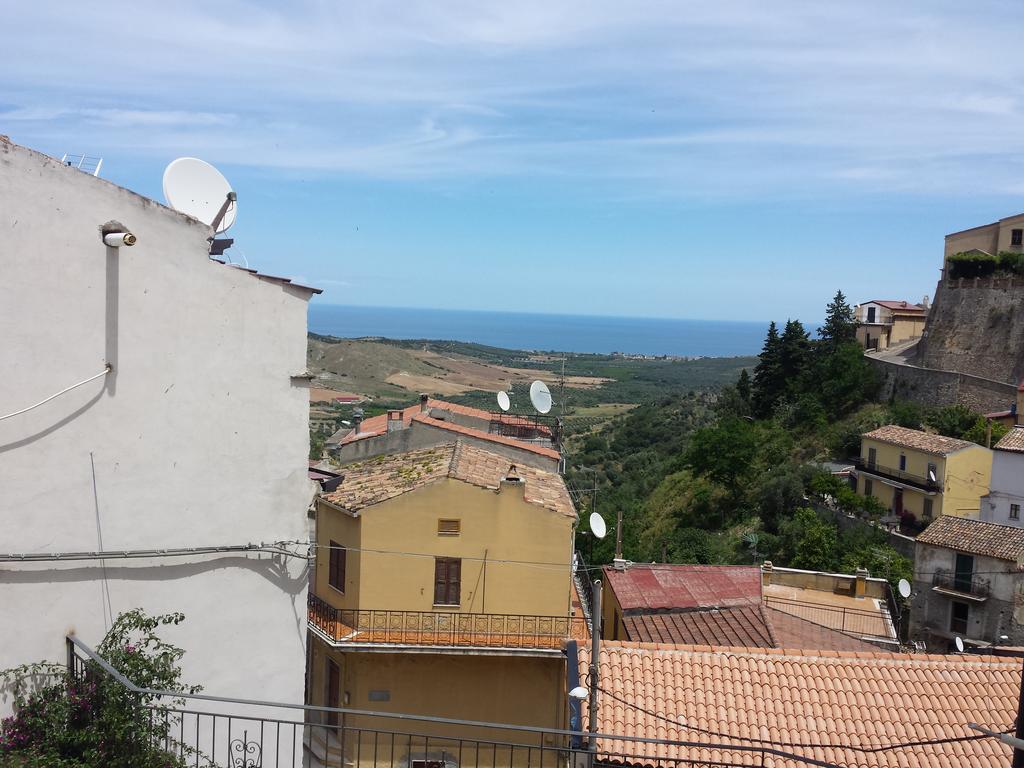 Palazzo Madeo - Residenza D'Epoca Bed & Breakfast Crosia Екстериор снимка