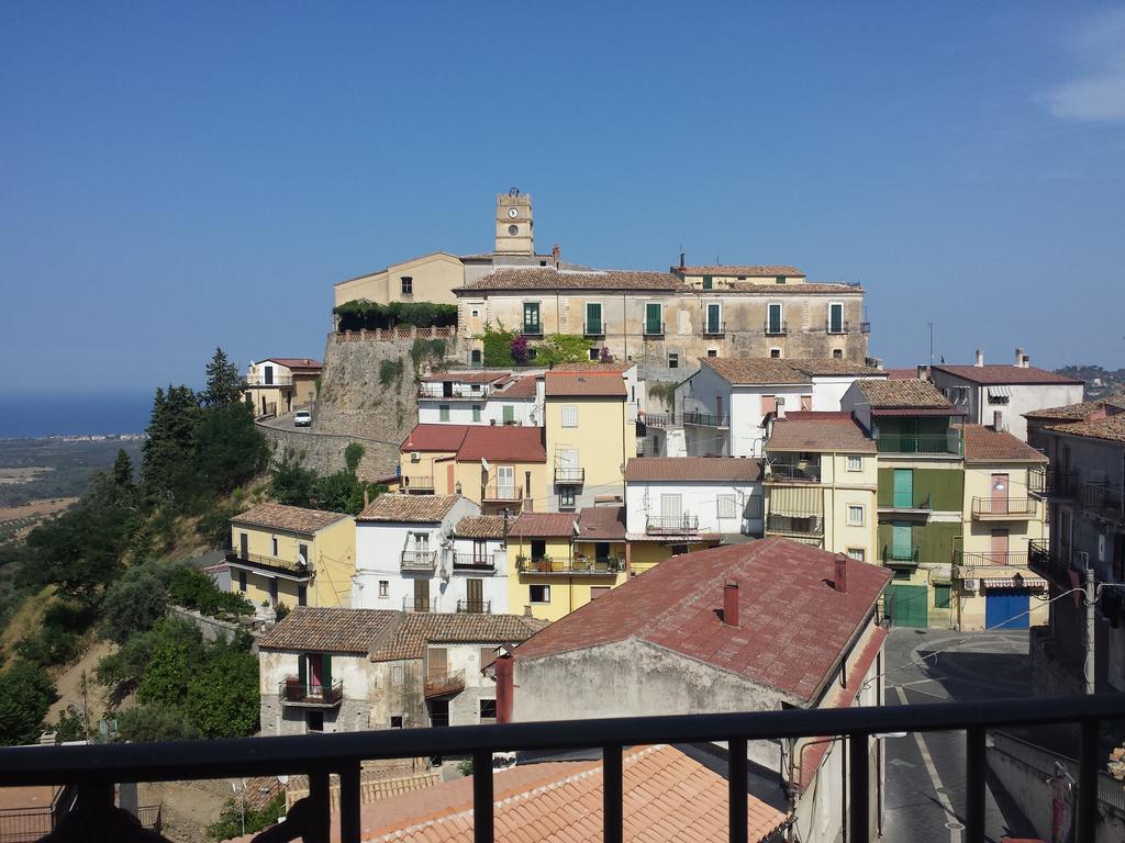 Palazzo Madeo - Residenza D'Epoca Bed & Breakfast Crosia Екстериор снимка