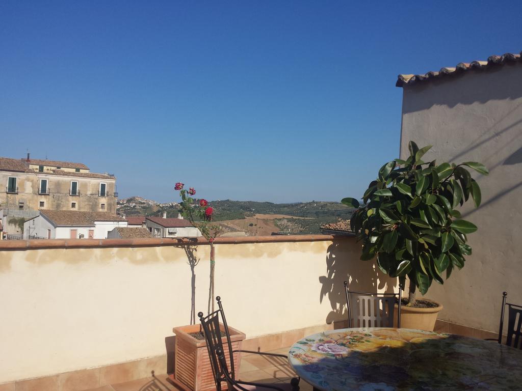 Palazzo Madeo - Residenza D'Epoca Bed & Breakfast Crosia Екстериор снимка