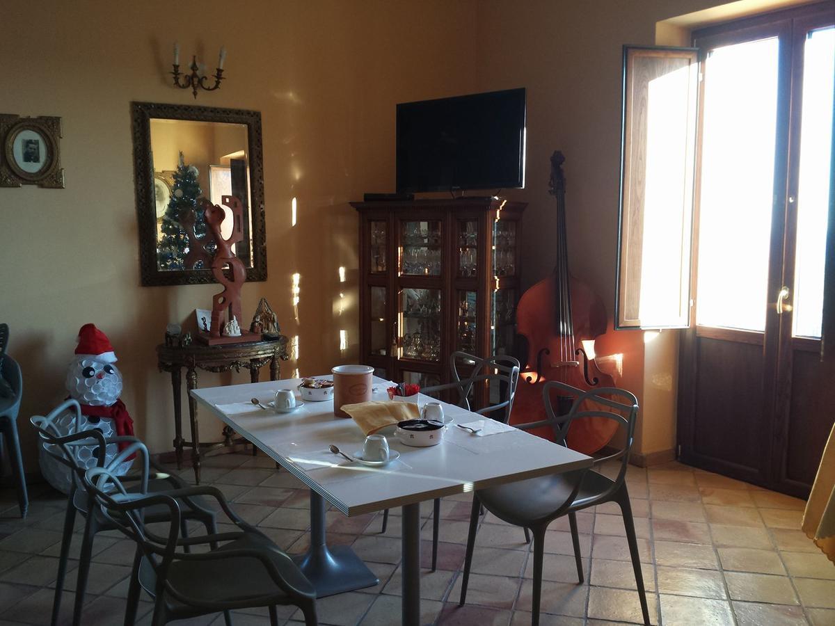 Palazzo Madeo - Residenza D'Epoca Bed & Breakfast Crosia Екстериор снимка
