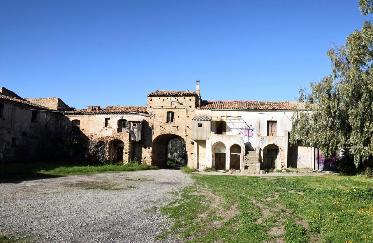 Palazzo Madeo - Residenza D'Epoca Bed & Breakfast Crosia Екстериор снимка